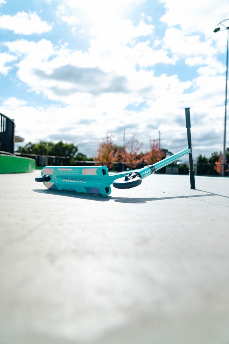 Freestyle koloběžka Grit Extremist Teal Titan