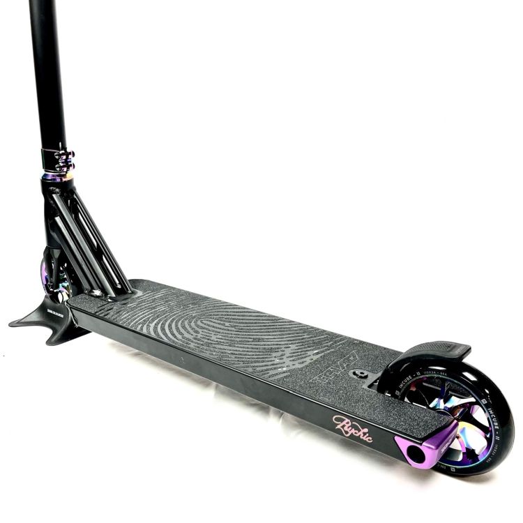 Custom koloběžka Triad Tenacity